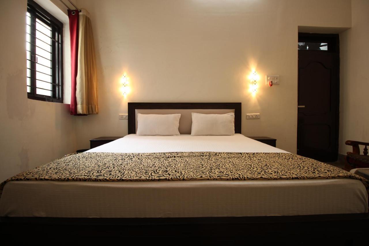 Hotel Vacation Джапур Экстерьер фото